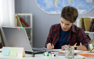 З 2027 року учні шкіл та студенти зможуть обирати профіль навчання: що зміниться