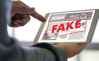 Переговори з рф та «телефонний флешмоб із павербанком в труні» – Центр стратегічних комунікацій спростував фейки