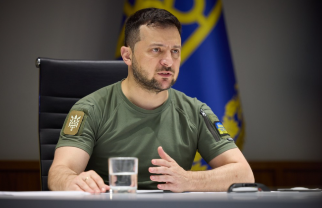 Владимир Зеленский поручил развернуть медицинскую информационную систему в воинских частях до конца года