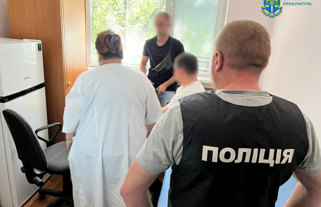 В Сумской области сообщено о подозрении медикам, способствовавшим незаконной переправке военнообязанных