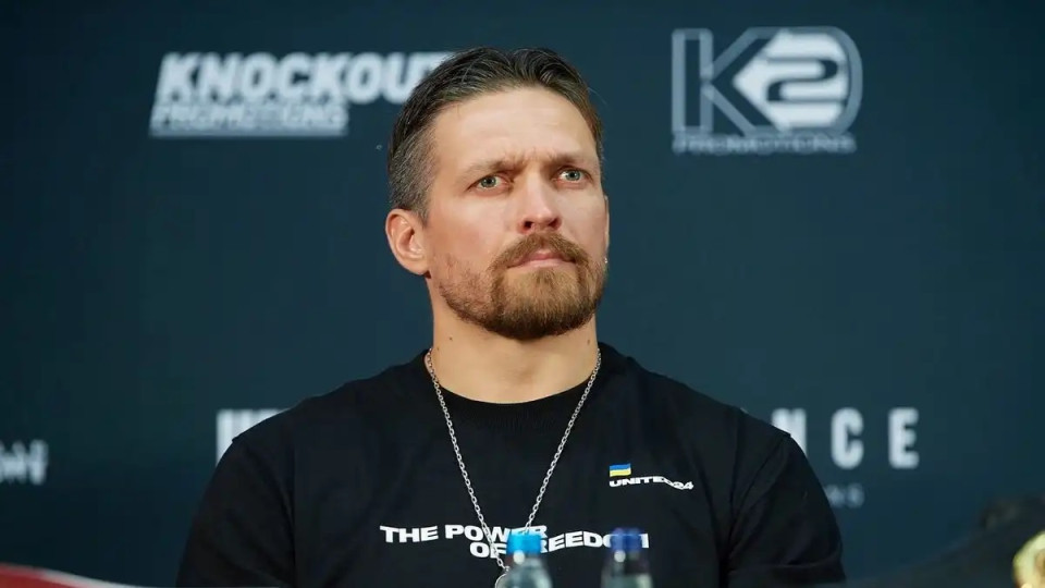 Олександр Усик пообіцяв виплатити українським боксерам великі призові за медалі на Олімліаді-2024