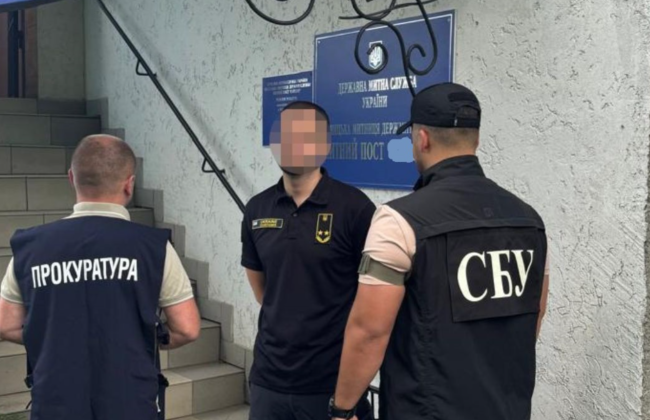 300 долларов с каждой таможенной декларации: в Винницкой области во взяточничестве подозревают начальника таможенного поста