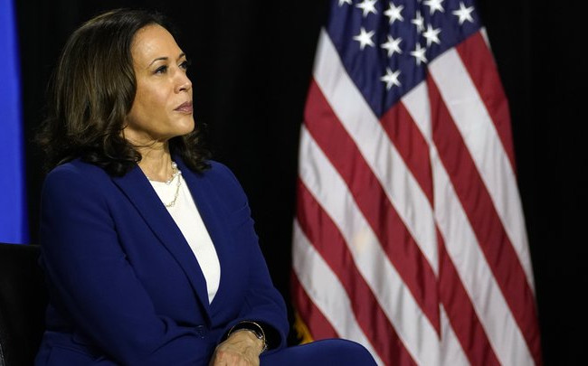 Камала Харрис определилась с основными претендентами на должность вице-президента США: кто они