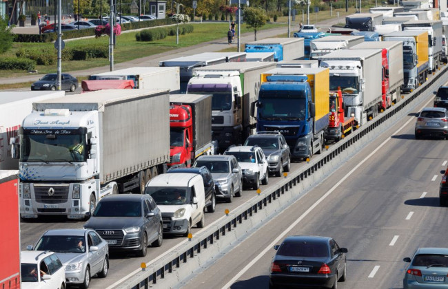 Киев вводит ограничения на въезд грузовиков: что нужно знать