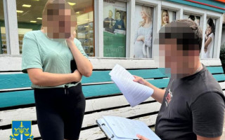 «Отцовство» за $3500 для выезда за границу: разоблачили схему