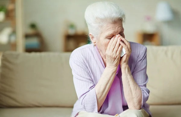 Женщина жила в страхе: в Ровенской области судили мужчину за издевательство над матерью