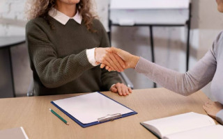 Держпраці відповіла, чи потрібно укладати письмовий трудовий договір з нефіксованим робочим часом