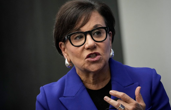 Спецпредставитель США Пенни Прицкер предложила искать пути наполнения бюджета Украины на рынках электроники, сигарет и алкоголя