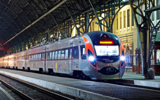 Укрзализныця внедряет верификацию через Дія.Підпис для международных рейсов