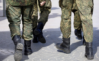 Платят, чтобы «списаться»: в российской армии зафиксировали резкий всплеск взяточничества