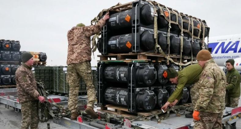 З 14 резервних бригад ЗСУ для ротацій партнери укомплектували зброєю лише три, — Зеленський