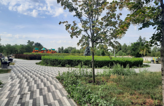 В Киеве завершают реконструкцию парка, где совсем недавно была большая свалка