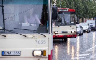 Вільнюс виставив на аукціон культові тролейбуси минулого століття