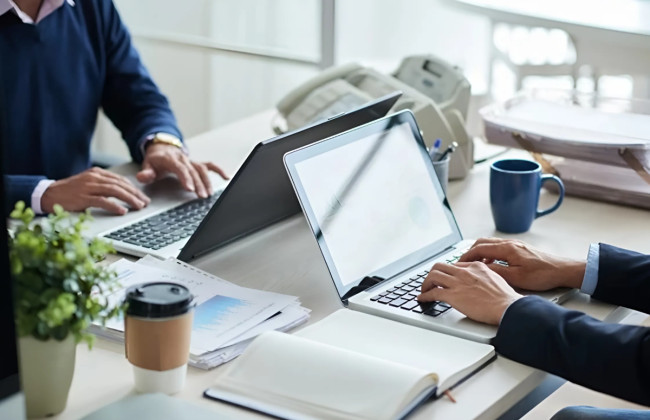 Должен ли плательщик единого налога сообщать ГНС о периоде отпуска или сроке потери трудоспособности