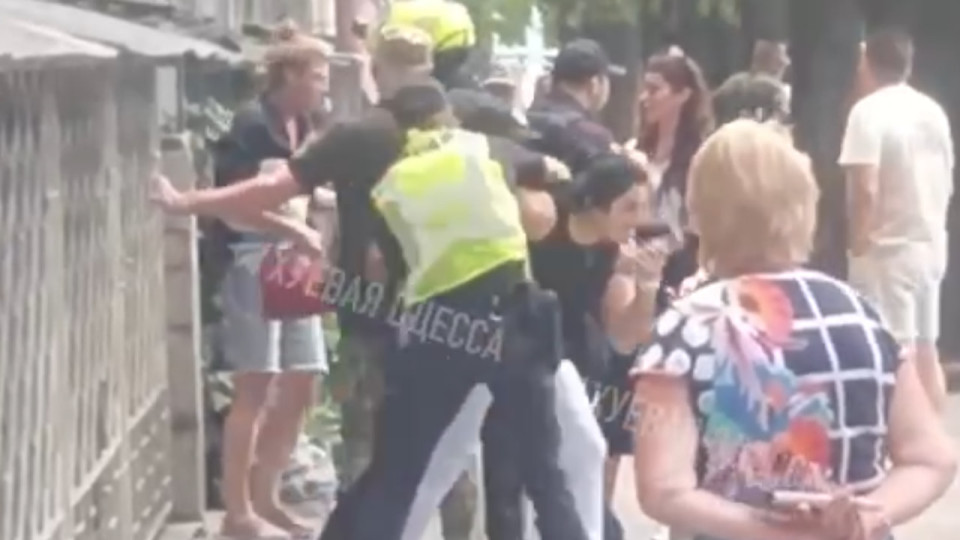 В Одессе произошла драка между сотрудниками ТЦК и гражданскими людьми: видео