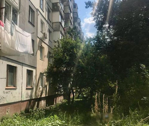 В Житомире 28-летний мужчина выпал из окна многоэтажки