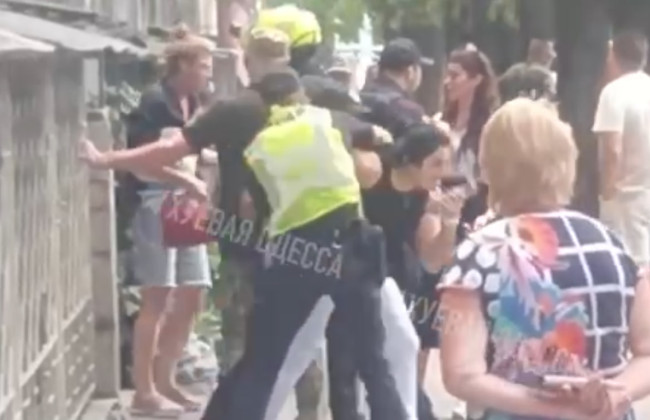 В Одесі сталася бійка між співробітниками ТЦК та цивільними людьми: відео