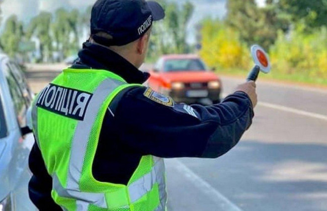 Мужчину лишили водительских прав из-за управления в состоянии опьянения, но он все равно сел за руль: как его наказали