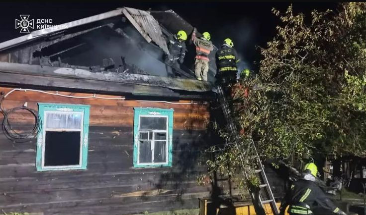 В Киевской области произошел смертельный пожар: погибли бабушка с внуком