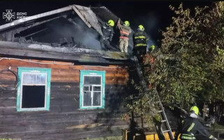 В Киевской области произошел смертельный пожар: погибли бабушка с внуком