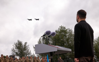 В День Воздушных Сил Зеленский подтвердил, что истребители F-16 уже в Украине