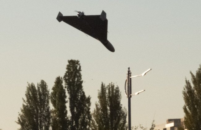 Киевщину атаковали ракетами и дронами: повреждена многоэтажка и две АЗС