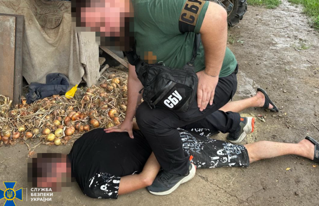 В Виннице задержали иностранца, который по заказу рф поджег военный внедорожник