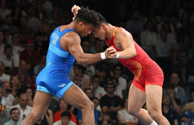 Жан Беленюк програв у півфіналі Олімпіади-2024 і змагатиметься за бронзу