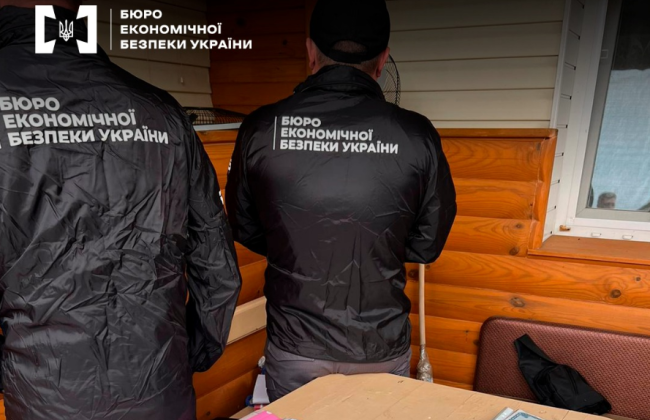 БЕБ провело обшуки у компаній, які займаються постачанням продуктів харчування для Міноборони