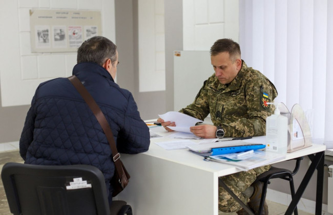 Суды отменяют большинство штрафов ТЦК, поскольку они наложены по несуществующей на момент нарушения норме