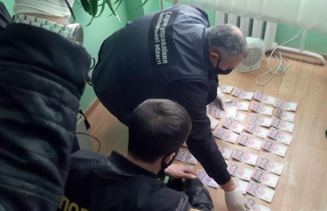 Коррупция и подделка документов: Верховный Суд подтвердил законность приговора должностному лицу из Хмельницкого