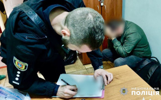 В Одесской области задержали двух мужчин на попытке подкупить пограничника на $8 000