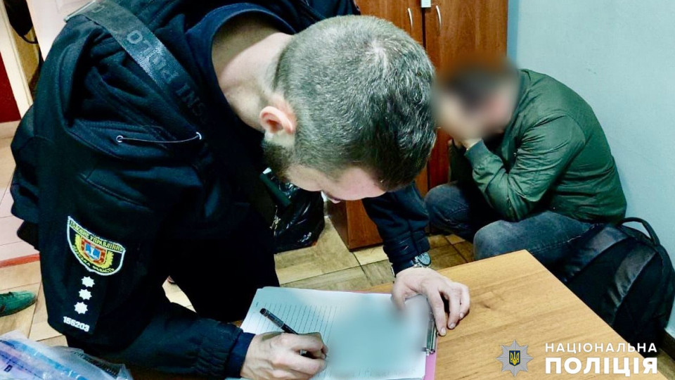 В Одесской области задержали двух мужчин на попытке подкупить пограничника на $8 000