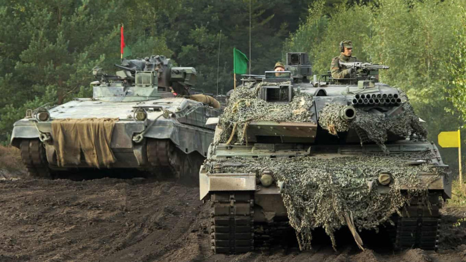 Германия не против использования Украиной Leopard 2 на территории рф – глава Комитета обороны Германии