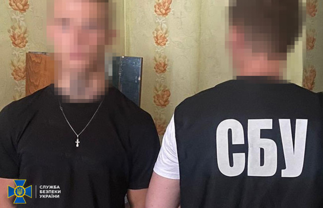 У Дніпрі викрили неповнолітнього, який на замовлення рф підпалив позашляховик ЗСУ