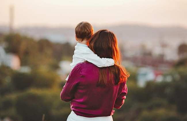 На Закарпатті суд покарав жінку, яка незаконно отримала 350 тисяч гривень соцдопомоги, нібито як самотня матір