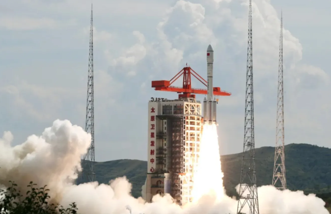 Китай запустил на орбиту первые спутники, которые будут конкурировать с Starlink Илона Маска