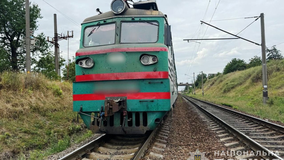 У Вінниці вантажний потяг збив 82-річну жінку