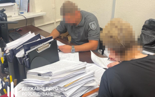 Должностное лицо воинской части на Днепропетровщине оформила боевые выплаты подчиненным, которые не были на фронте