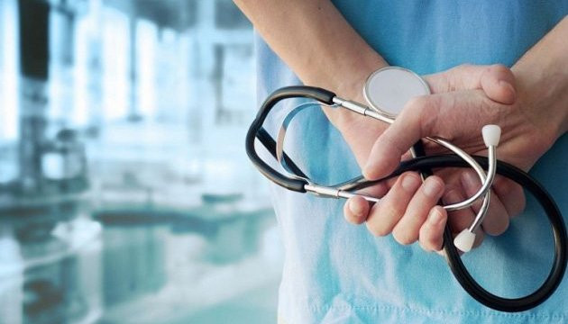 Прооперировал ребенка по ошибочному диагнозу: в Хмельницкой области врача подозревают в ненадлежащем исполнении обязанностей