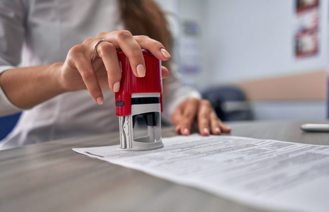 В Минюсте объяснили особенности производства по делам об установлении факта рождения или смерти человека на ВОТ