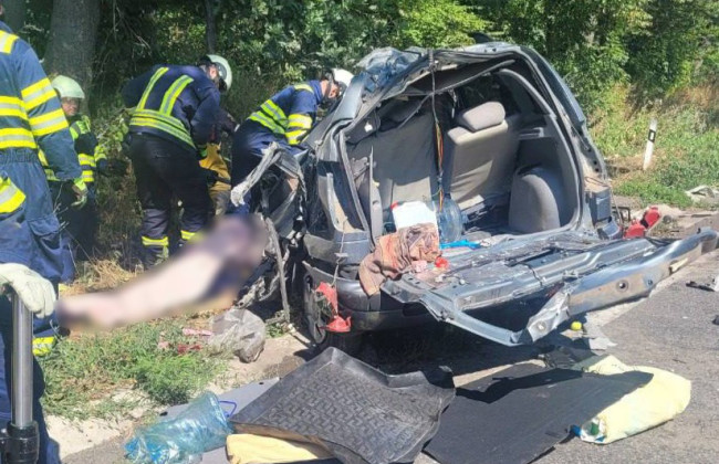 На Уманщине погиб 61-летний водитель легковушки в результате столкновения с грузовиком