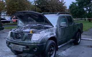 На Прикарпатье задержаны двое подростков, которые за деньги поджигали автомобили военных