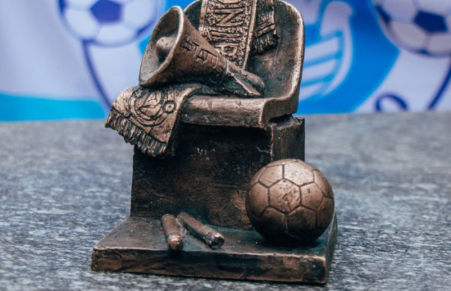 В Днепре неизвестные похитили бронзовую минискульптуру «Фанат Днепра»