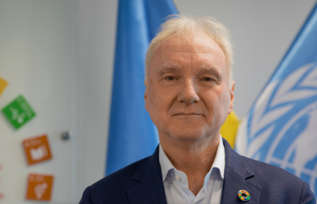 Новый координатор системы ООН Матиас Шмале начал работу в Украине