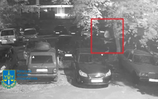 В Киеве 20-летний парень поджег автомобиль военного за 3 тысячи долларов, которые он так и не получил
