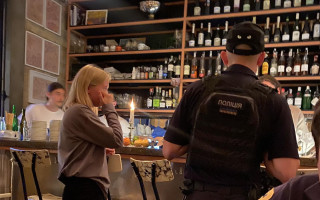 В центре Киева в кафе сработала учебная граната – что известно