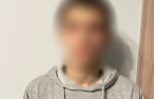 В Киеве 16-летнего подростка будут судить за ножевое ранение девушки