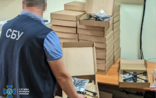 На Київщині викрили зловмисника, який поставив для ЗСУ тисячу бракованих FPV-дронів