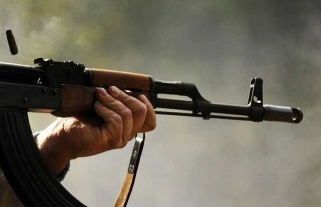 На Тернопільщині чоловік біля школи влаштував стрілянину: є загиблі